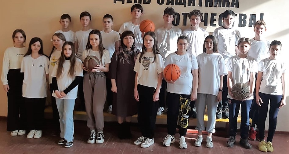 В Бобровском районе завершились мероприятия по сдаче нормативов комплекса ГТО в рамках Фестиваля «Лучший класс ГТО» среди учащихся 7 – 8 классов.